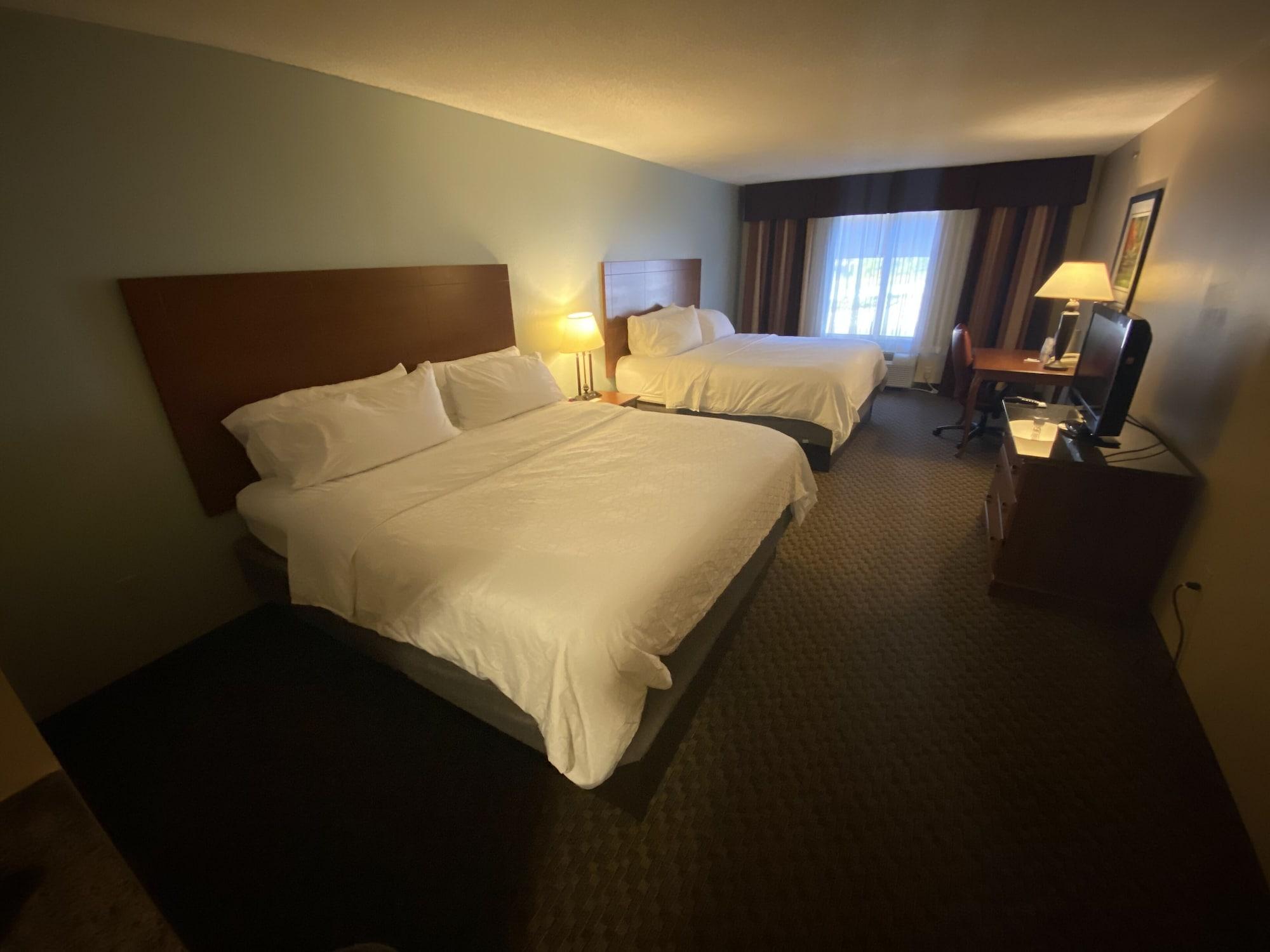 Holiday Inn Express Hotel & Suites Columbia-I-20 At Clemson Road By Ihg Екстериор снимка